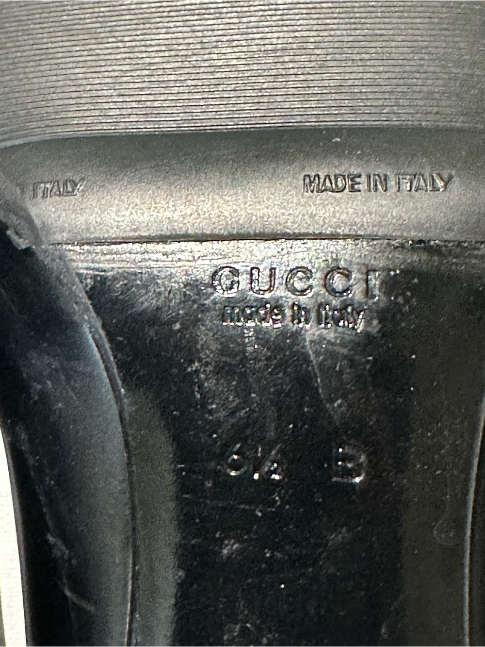 Gucci G Logo Black Patent Leather Open-Toe Pumps - Picture 8 of 10